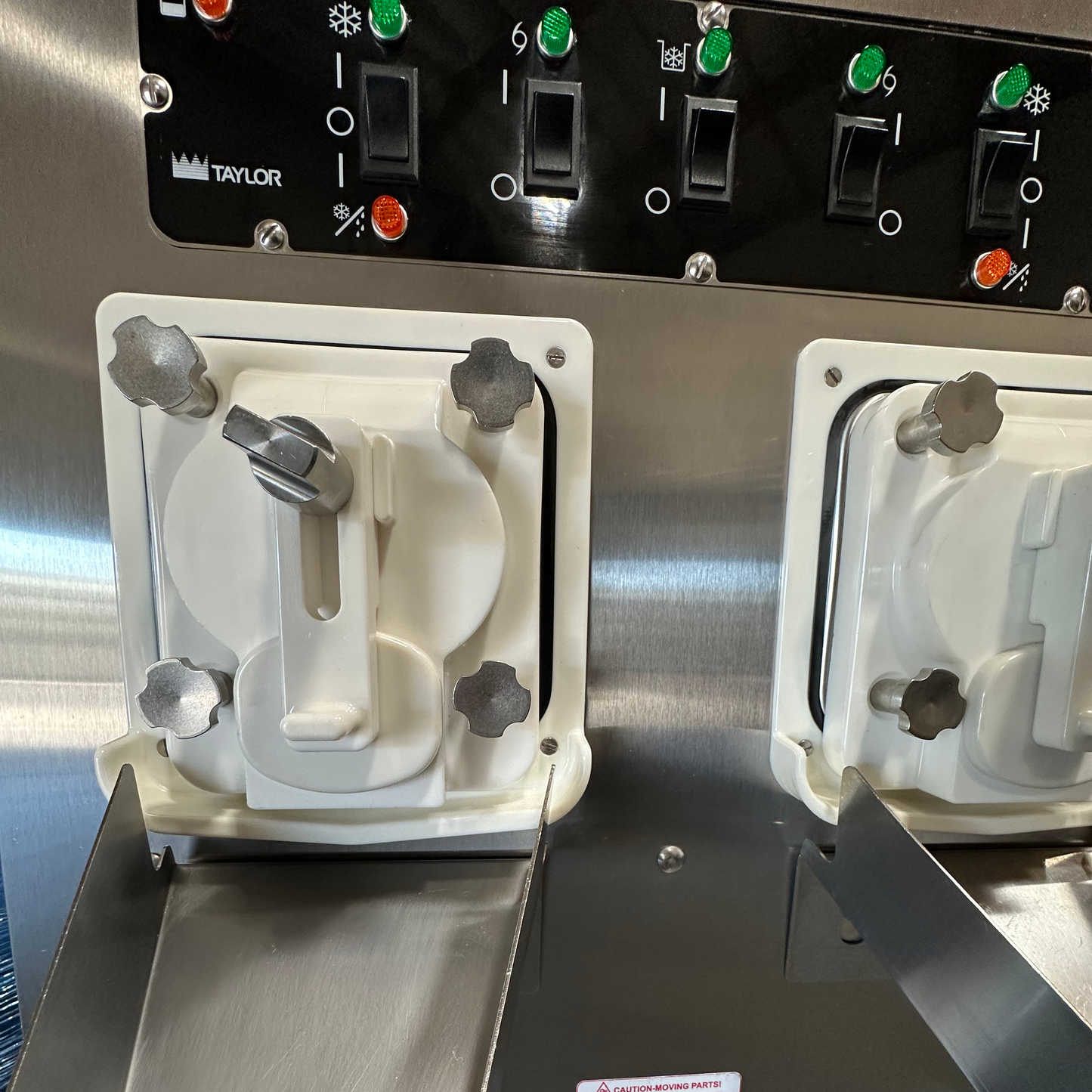 
                  
                    2023 / 2024 Taylor C002 | Continuous Batch Custard Machine | 1 Phase, Air Cooled
                  
                